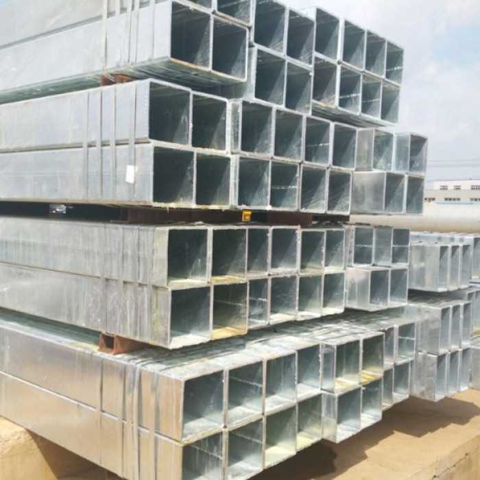 Труба профильная квадратная оцинкованная 15х15х0,8 мм 6 м